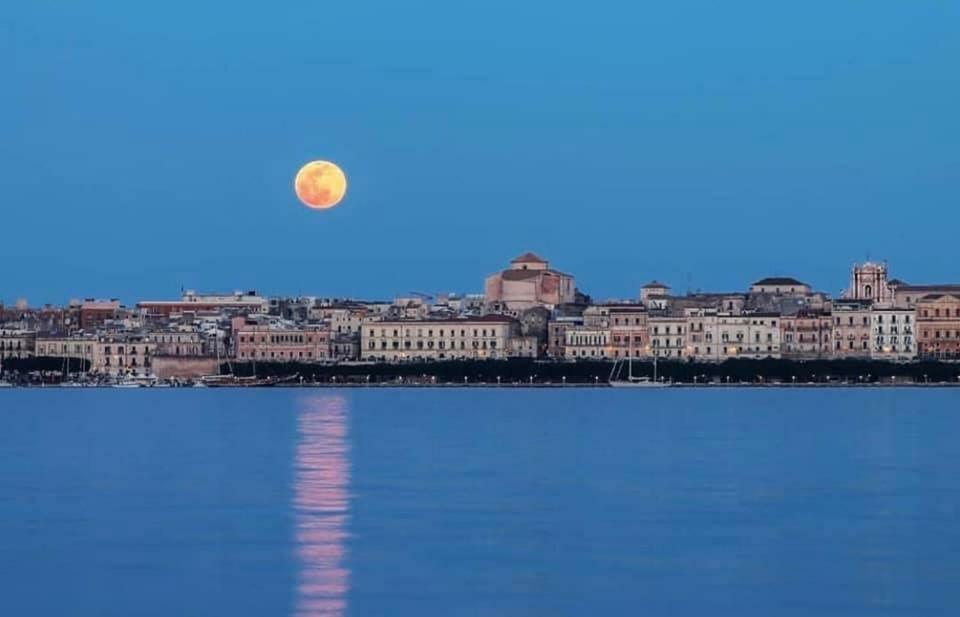 Siracusa Vacanze Сиракуза Екстериор снимка